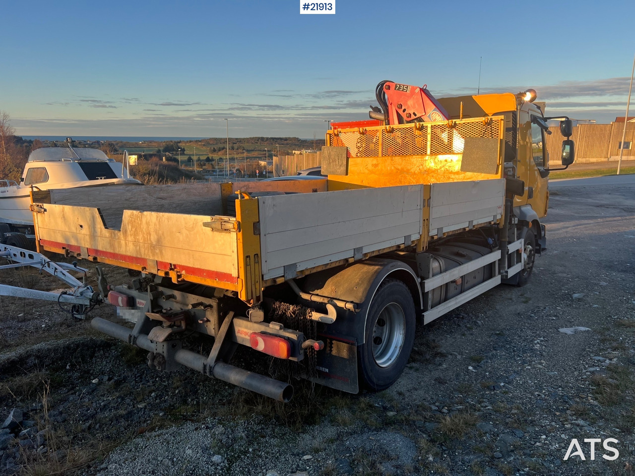 Volvo FL240 - Вантажівка з маніпулятором: фото 4 Volvo FL240 - Вантажівка з маніпулятором: фото 4