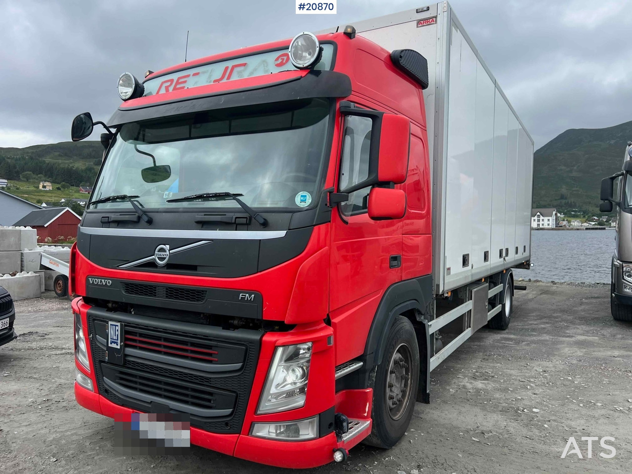 Volvo FM 330 - Вантажівка з закритим кузовом: фото 2 Volvo FM 330 - Вантажівка з закритим кузовом: фото 2