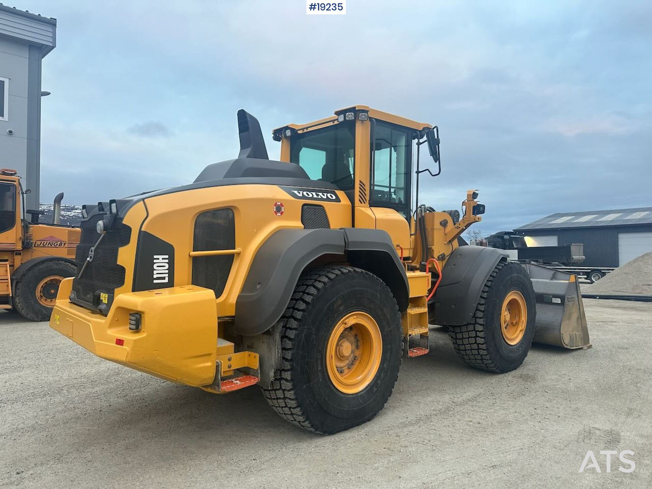 Volvo L110H - Колісний навантажувач: фото 5 Volvo L110H - Колісний навантажувач: фото 5