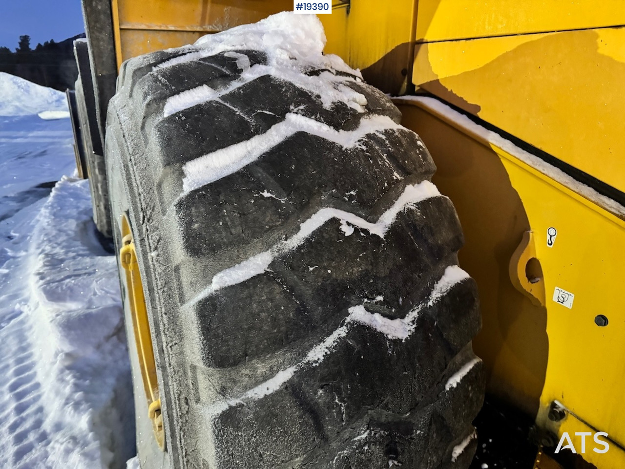 Колісний навантажувач Volvo L220E: фото 12