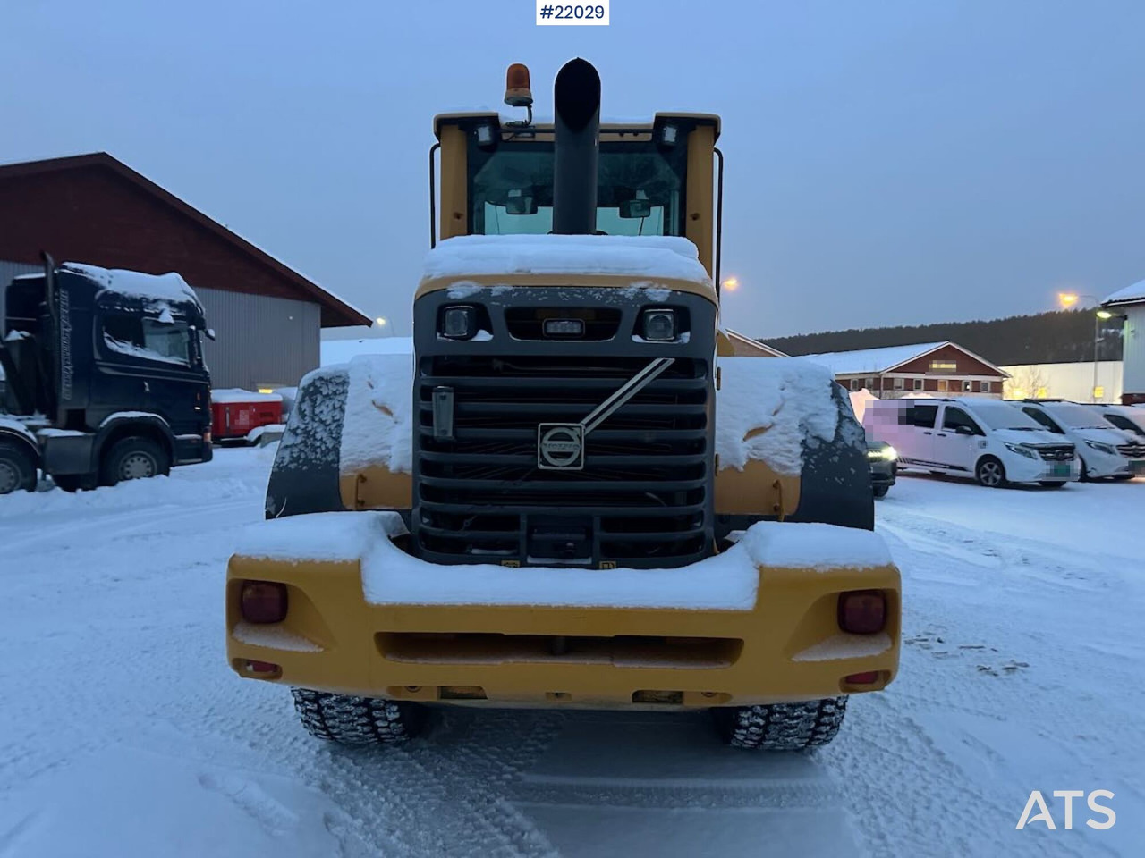 Volvo L70F hjullaster m/ vinter- og sommerdekk og planeringskuffe. En eier! Se video - Колісний навантажувач: фото 5 Volvo L70F hjullaster m/ vinter- og sommerdekk og planeringskuffe. En eier! Se video - Колісний навантажувач: фото 5