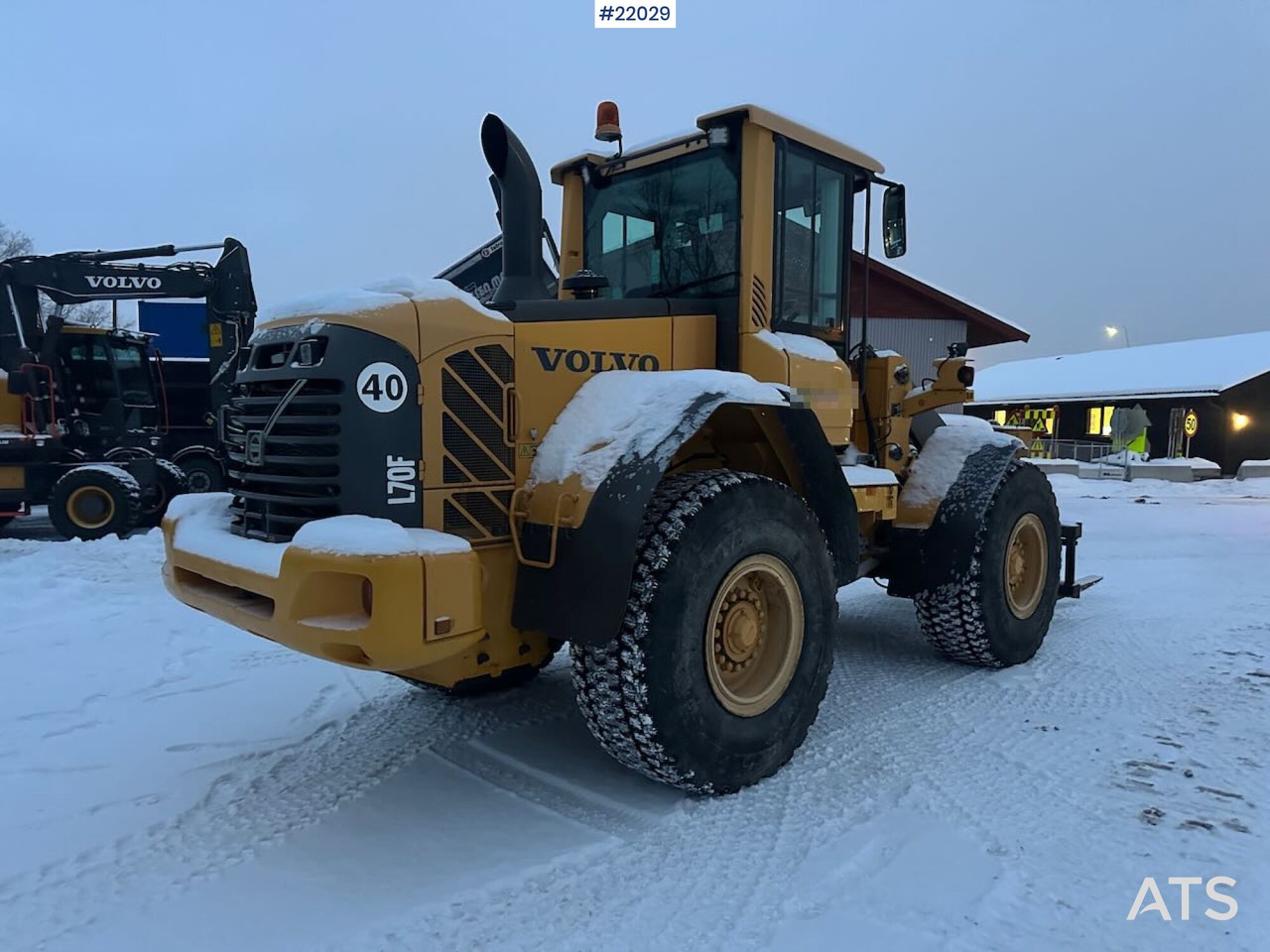 Volvo L70F hjullaster m/ vinter- og sommerdekk og planeringskuffe. En eier! Se video - Колісний навантажувач: фото 4 Volvo L70F hjullaster m/ vinter- og sommerdekk og planeringskuffe. En eier! Se video - Колісний навантажувач: фото 4