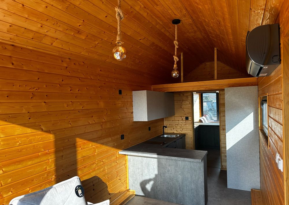 Boro Drewniany DOMEK MOBILNY na przyczepie 7,5m x 2,5m - Причіп дача: фото 4 Boro Drewniany DOMEK MOBILNY na przyczepie 7,5m x 2,5m - Причіп дача: фото 4