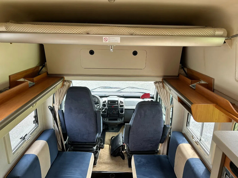 Hymer EXSIS 4 persoon's Prijs 25900 euro geen btw - Напівінтегрований автобудинок: фото 5 Hymer EXSIS 4 persoon's Prijs 25900 euro geen btw - Напівінтегрований автобудинок: фото 5
