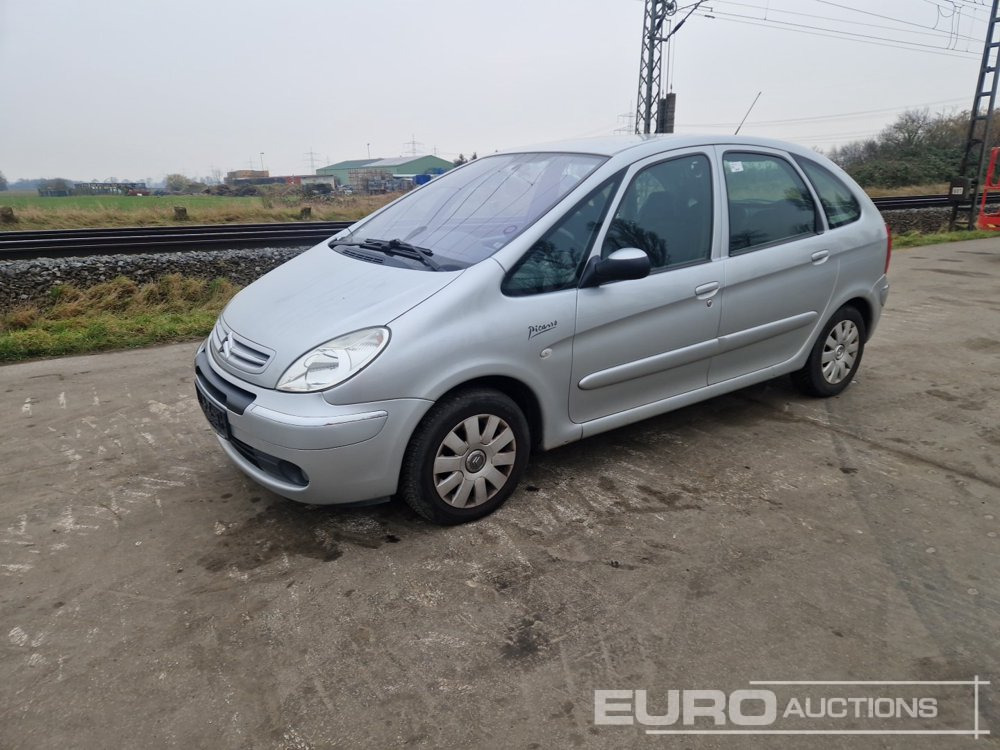 2004 Citroen Xsara Picasso - Легковий автомобіль: фото 1 2004 Citroen Xsara Picasso - Легковий автомобіль: фото 1