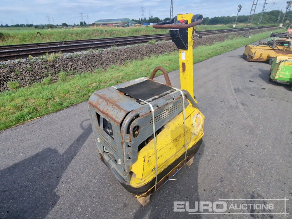 2010 Wacker Neuson DPU 100-70LE - Асфальтоукладальна машина: фото 1 2010 Wacker Neuson DPU 100-70LE - Асфальтоукладальна машина: фото 1