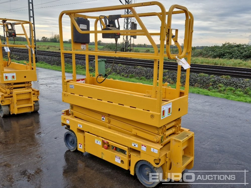 2014 Haulotte Optimum 8 - Ножичний підйомник: фото 3 2014 Haulotte Optimum 8 - Ножичний підйомник: фото 3