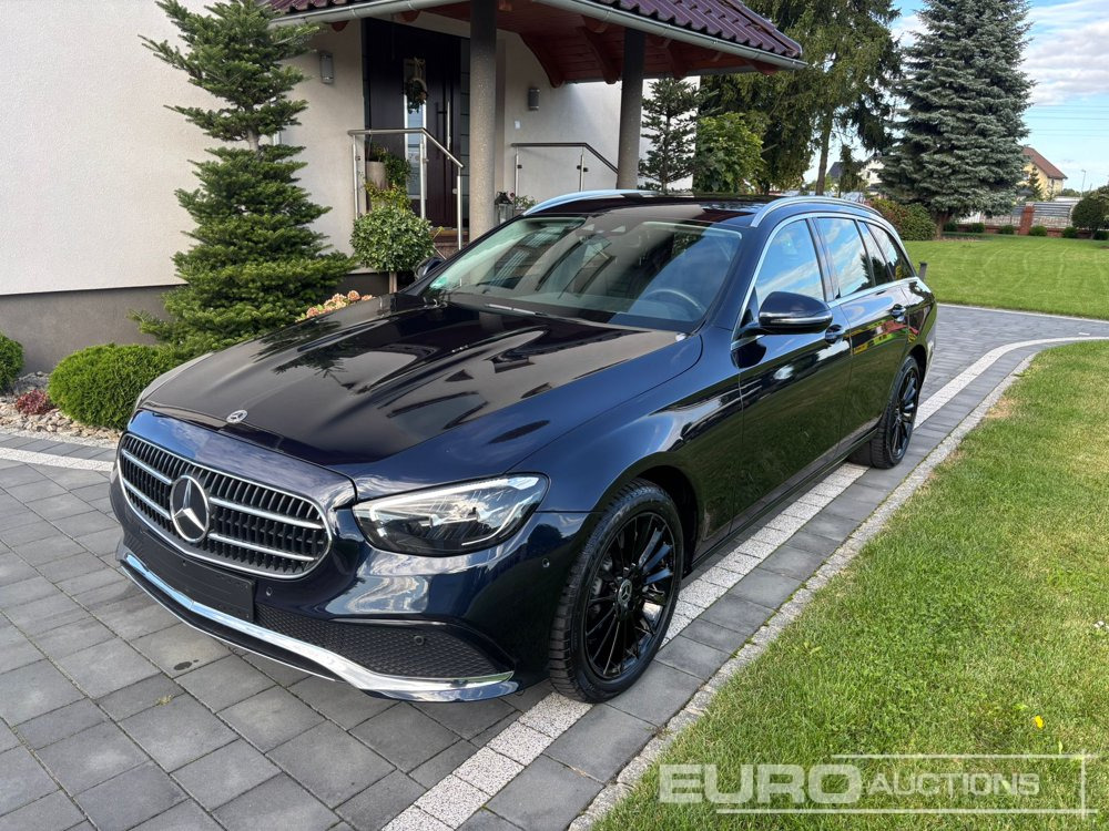 2022 Mercedes E -Klasse T-Modell E300 e, 2.0 Petrol Plug-In Hybrid, Agility Suspension, Head-Up, Burmester Sound System, Electric Windows, Parking Sensor, Navi, Heated Seats, A/C, Mercedes Me Function - Легковий автомобіль: фото 1 2022 Mercedes E -Klasse T-Modell E300 e, 2.0 Petrol Plug-In Hybrid, Agility Suspension, Head-Up, Burmester Sound System, Electric Windows, Parking Sensor, Navi, Heated Seats, A/C, Mercedes Me Function - Легковий автомобіль: фото 1