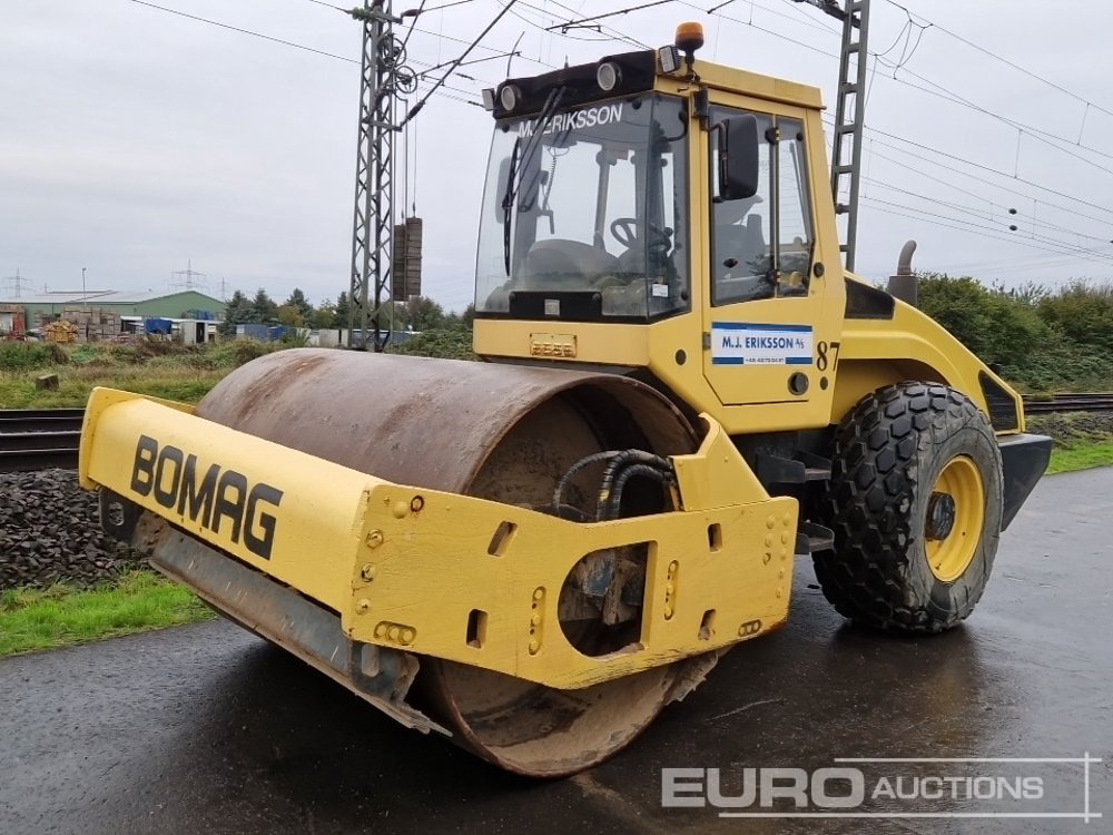Bomag BW213D-4 - Каток: фото 1 Bomag BW213D-4 - Каток: фото 1