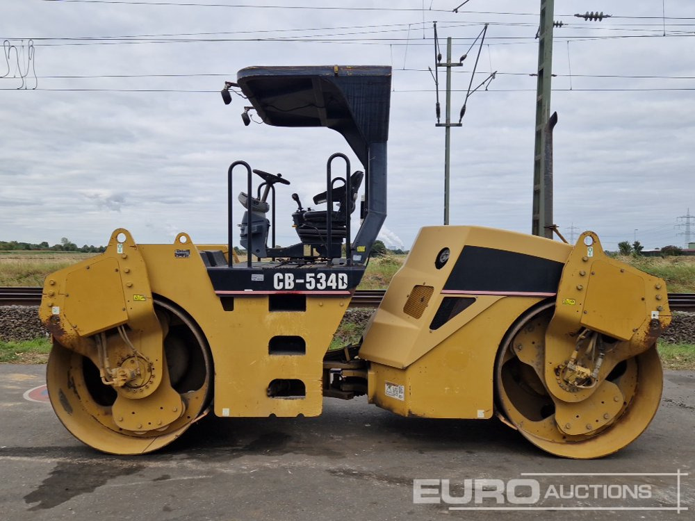 CAT CB534D - Каток: фото 2 CAT CB534D - Каток: фото 2