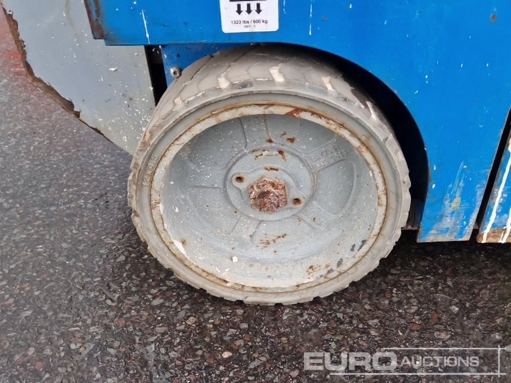 Ножичний підйомник Genie GS-1932: фото 8 Ножичний підйомник Genie GS-1932: фото 8