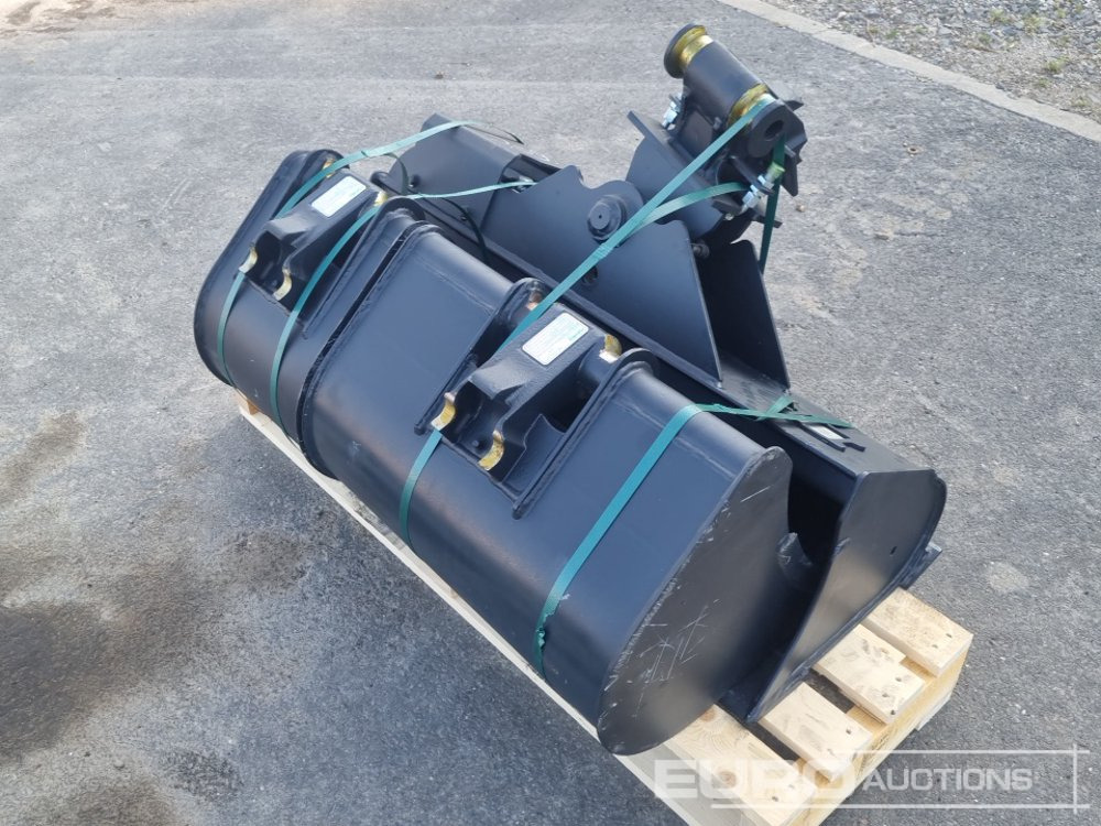 Häner Häner Bucket Package HHG1100-Morin-M0 39" (1000mm) Tilt Ditch Bucket, Digging Buckets HTL120-Morin-M0 12" (250mm) and HTL140-Morin-M0 24" (600mm) to suit 1-2,5 ton mini excavator with Morin M0 - Ківш: фото 1 Häner Häner Bucket Package HHG1100-Morin-M0 39" (1000mm) Tilt Ditch Bucket, Digging Buckets HTL120-Morin-M0 12" (250mm) and HTL140-Morin-M0 24" (600mm) to suit 1-2,5 ton mini excavator with Morin M0 - Ківш: фото 1