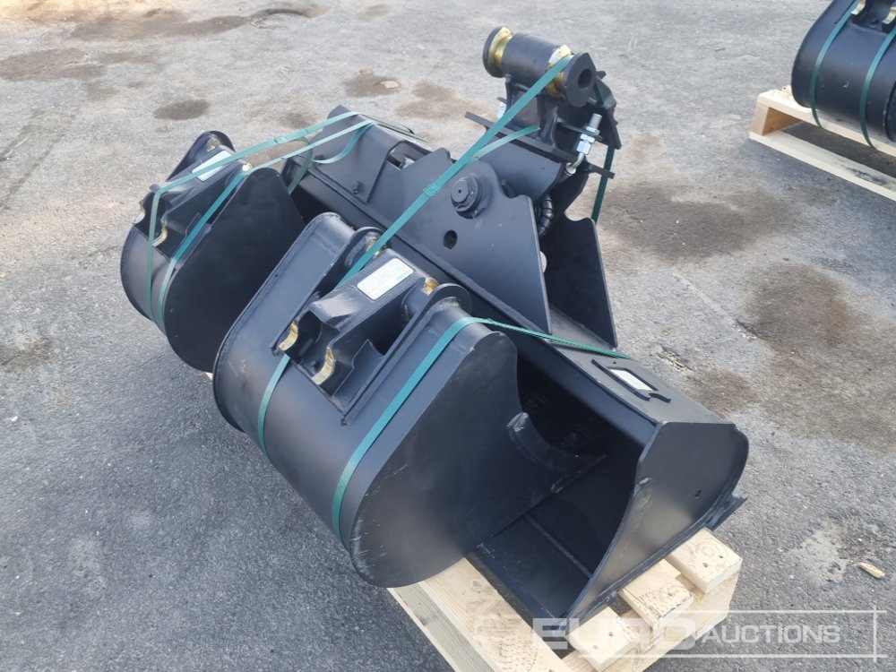 Häner Häner Bucket Package HHG1100-Morin-M0 39" (1000mm) Tilt Ditch Bucket, Digging Buckets HTL120-Morin-M0 12" (250mm) and HTL140-Morin-M0 24" (600mm) to suit 1-2,5 ton mini excavator with Morin M0 - Ківш: фото 1 Häner Häner Bucket Package HHG1100-Morin-M0 39" (1000mm) Tilt Ditch Bucket, Digging Buckets HTL120-Morin-M0 12" (250mm) and HTL140-Morin-M0 24" (600mm) to suit 1-2,5 ton mini excavator with Morin M0 - Ківш: фото 1