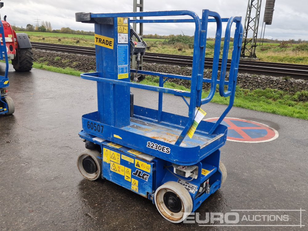 Підйомник JLG 1230ES: фото 6 Підйомник JLG 1230ES: фото 6