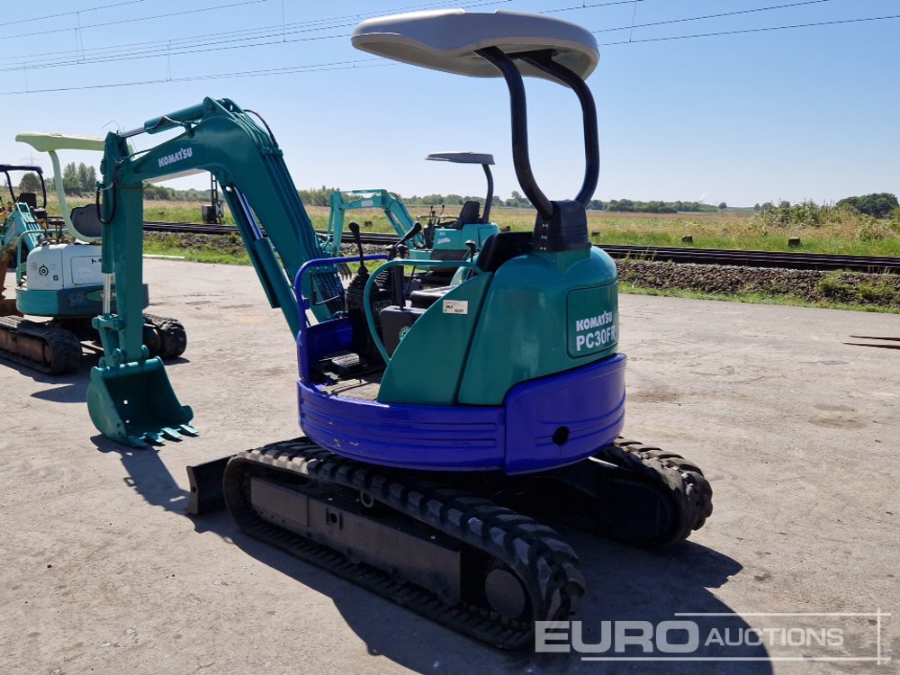 Komatsu PC30FR-2 - Міні-екскаватор: фото 3 Komatsu PC30FR-2 - Міні-екскаватор: фото 3