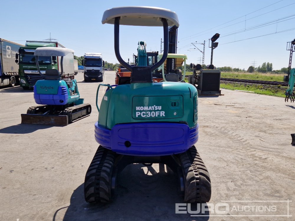 Komatsu PC30FR-2 - Міні-екскаватор: фото 4 Komatsu PC30FR-2 - Міні-екскаватор: фото 4