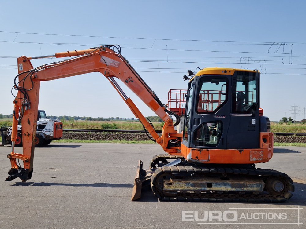 Komatsu PC88MR-6 - Міні-екскаватор: фото 2 Komatsu PC88MR-6 - Міні-екскаватор: фото 2
