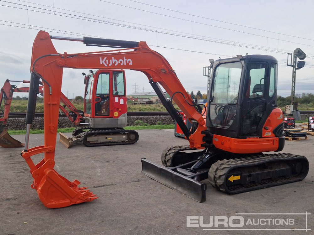 Kubota 55U - Міні-екскаватор: фото 1 Kubota 55U - Міні-екскаватор: фото 1