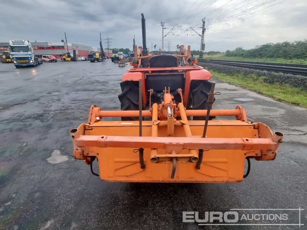 Kubota B1600 - Мінітрактор: фото 4 Kubota B1600 - Мінітрактор: фото 4