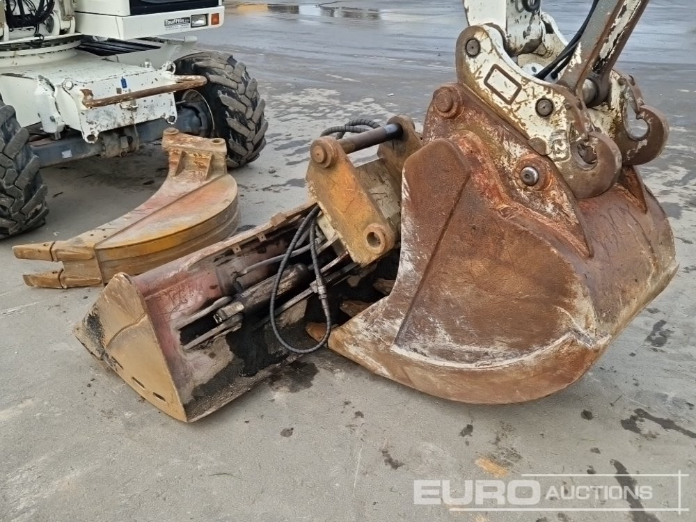 Колісний екскаватор Liebherr A900C: фото 20 Колісний екскаватор Liebherr A900C: фото 20