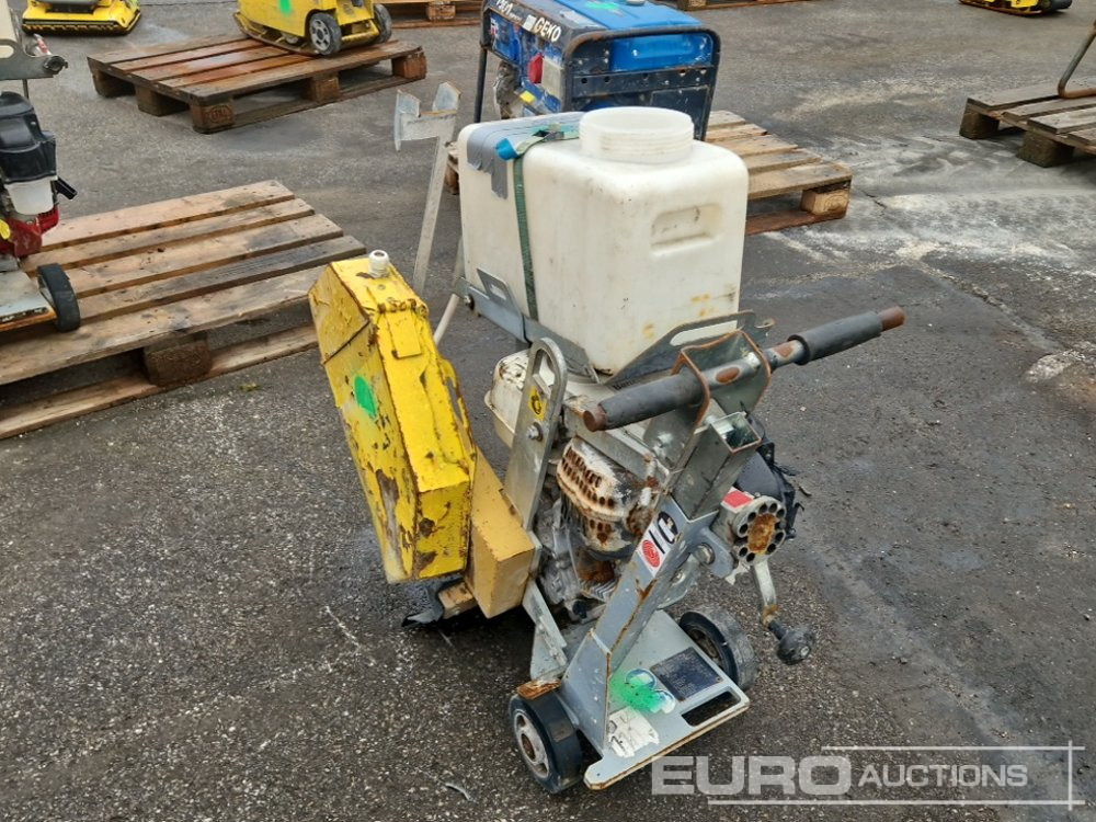 Lissmac FS13/3-B - Асфальтоукладальна машина: фото 2 Lissmac FS13/3-B - Асфальтоукладальна машина: фото 2