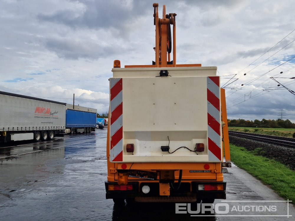 Mercedes 612D - Автовишка: фото 4 Mercedes 612D - Автовишка: фото 4