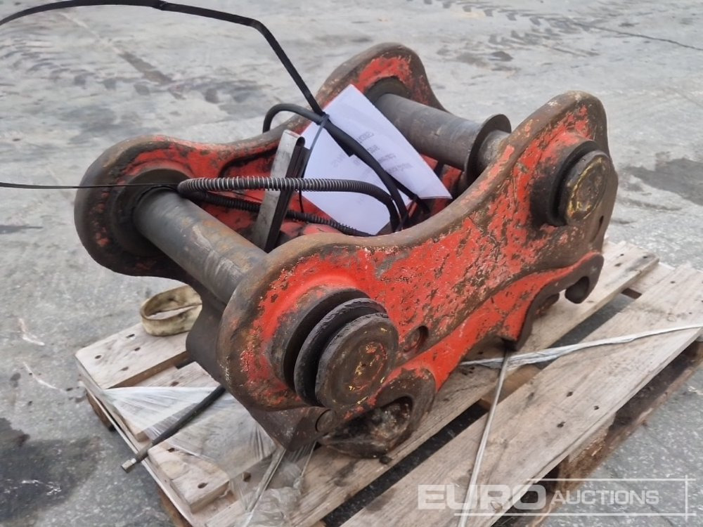 Miller Quick Hitch to suit 80mm Pin - Зчіпний пристрій: фото 3 Miller Quick Hitch to suit 80mm Pin - Зчіпний пристрій: фото 3