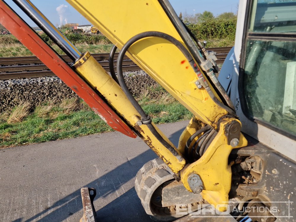 Міні-екскаватор New Holland E35.2SR: фото 25