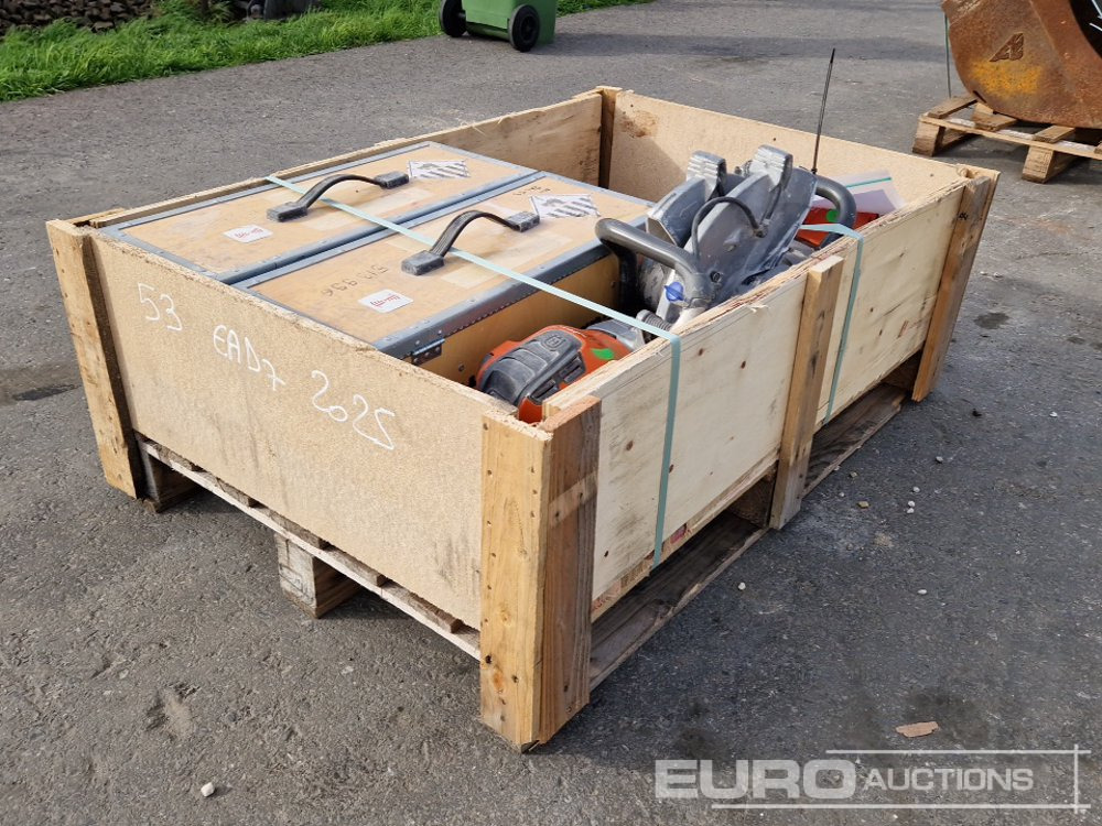 Pallet of Husqvarna Quickcut Saws, Battery Power Kit - Асфальтоукладальна машина: фото 3 Pallet of Husqvarna Quickcut Saws, Battery Power Kit - Асфальтоукладальна машина: фото 3