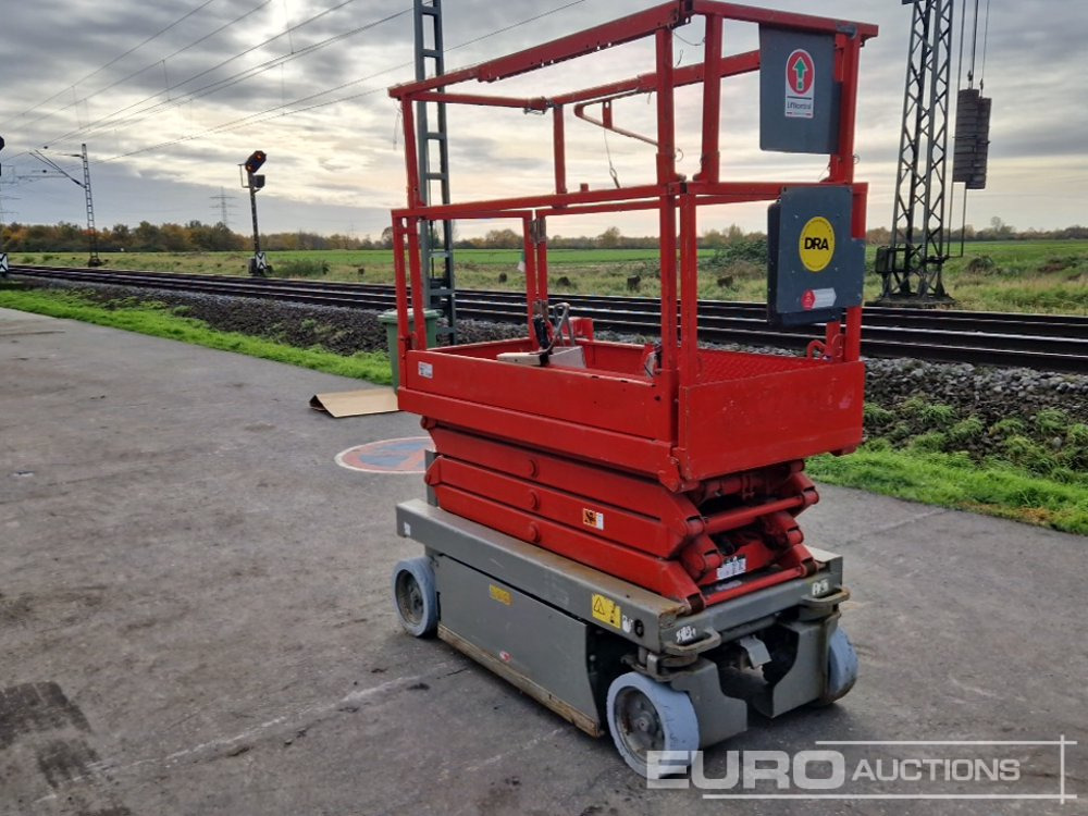 SkyJack Electric Scissor Lift - Ножичний підйомник: фото 4 SkyJack Electric Scissor Lift - Ножичний підйомник: фото 4