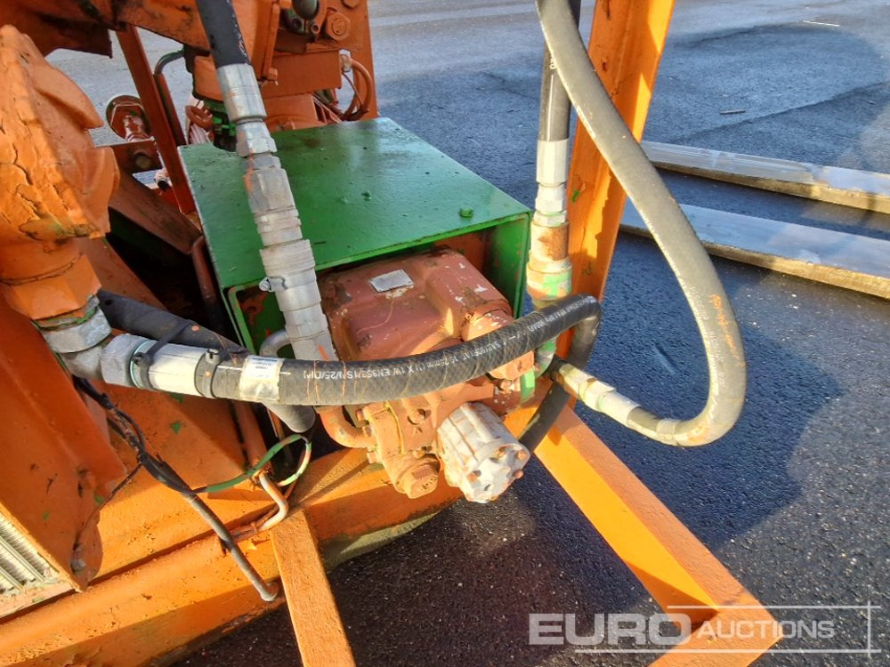 Truck Mounted Cement Mixer - Бетономішалкa: фото 5 Truck Mounted Cement Mixer - Бетономішалкa: фото 5