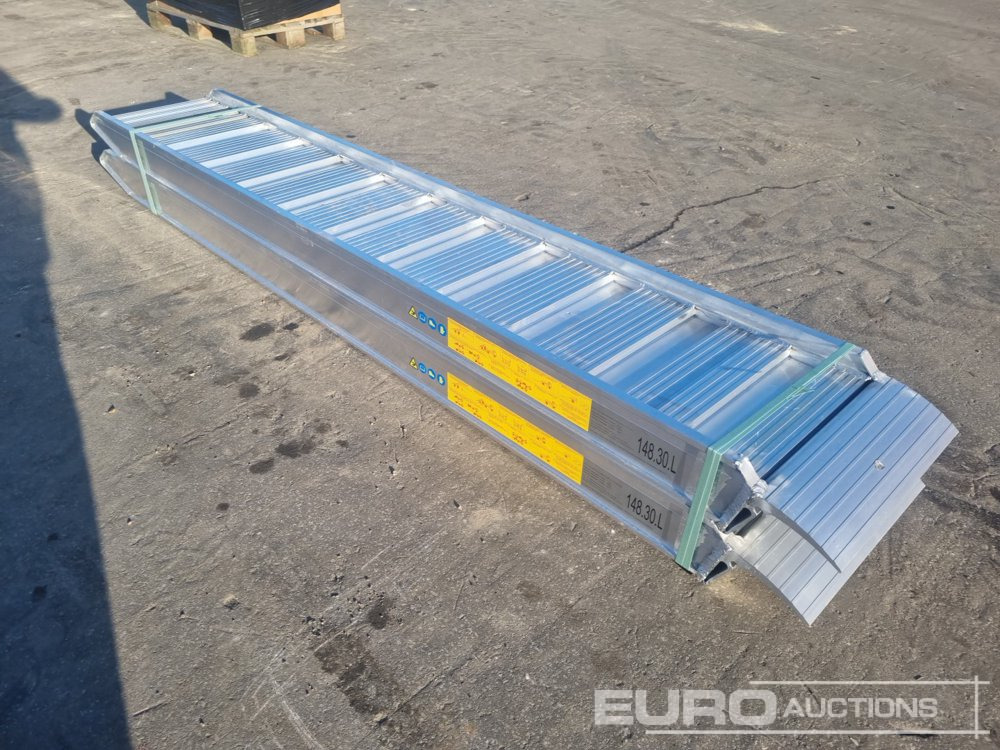 Unused 148.30L Aluminium Loading Rampes (2 of) 9000kg Capacity, 3000mm Length - Навантажувальна рампа: фото 2 Unused 148.30L Aluminium Loading Rampes (2 of) 9000kg Capacity, 3000mm Length - Навантажувальна рампа: фото 2