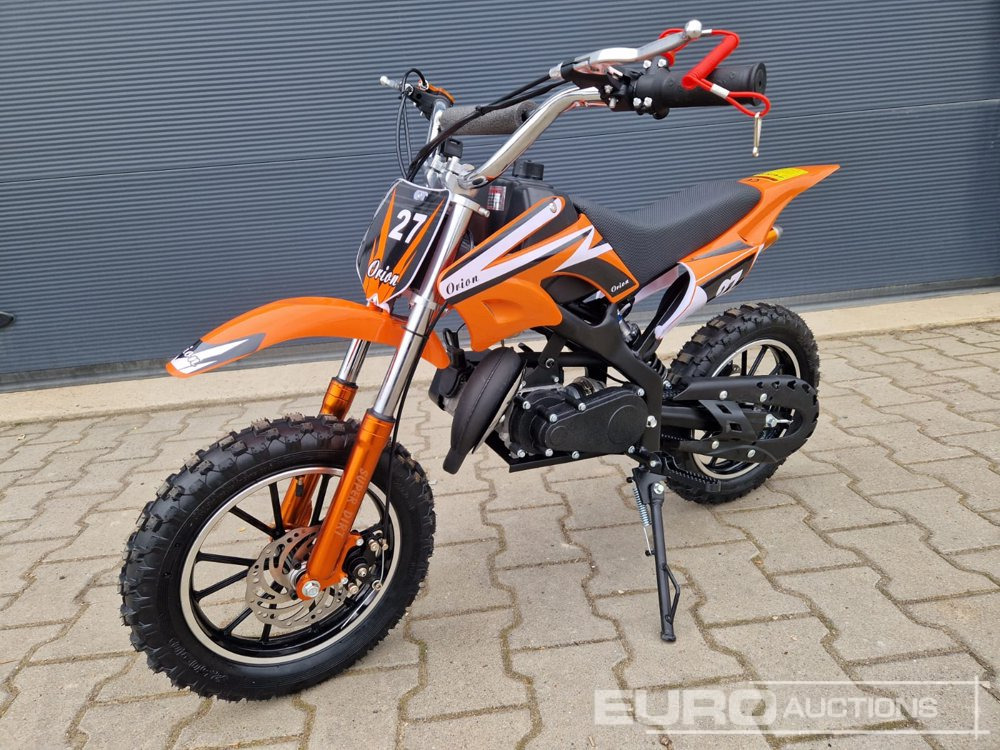 Unused DIRTBIKE 50R-D705 49CC Kids Petrol Motorbike, Automatic - Мотоцикл: фото 1 Unused DIRTBIKE 50R-D705 49CC Kids Petrol Motorbike, Automatic - Мотоцикл: фото 1