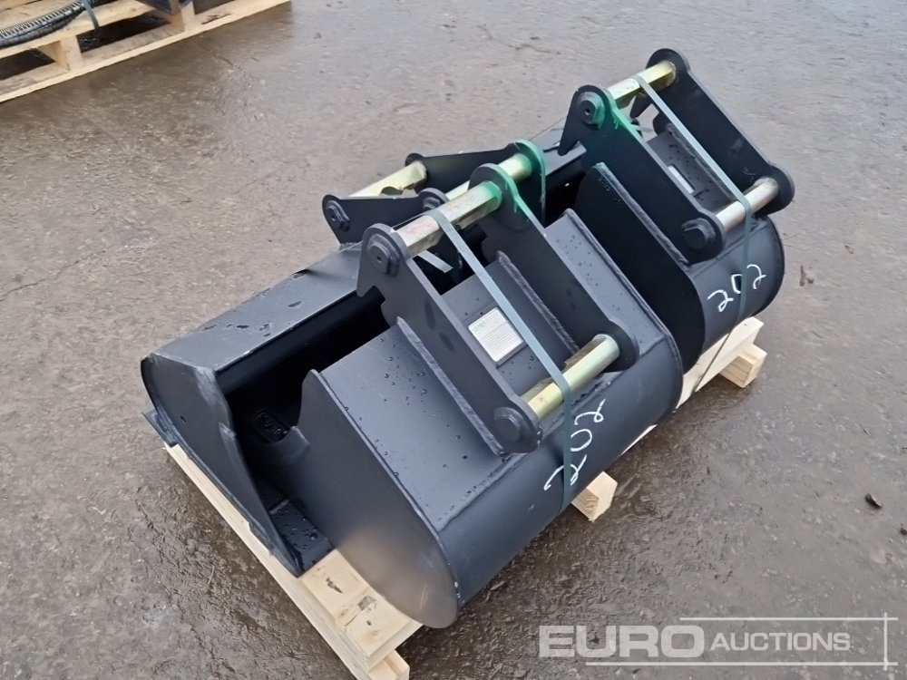 Unused Häner Bucket Package HGL1100-SYM-01 39" (1000mm) Ditch Bucket, Digging Buckets HTL125-SYM-01 10" (250mm) and HTL150-SYM-01 20" (500mm) to suit 1-2,5 ton mini excavator with MS01 Symlock - Ківш: фото 4 Unused Häner Bucket Package HGL1100-SYM-01 39" (1000mm) Ditch Bucket, Digging Buckets HTL125-SYM-01 10" (250mm) and HTL150-SYM-01 20" (500mm) to suit 1-2,5 ton mini excavator with MS01 Symlock - Ківш: фото 4