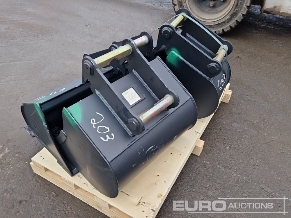 Unused Häner Bucket Package HGL1100-SYM-01 39" (1000mm) Ditch Bucket, Digging Buckets HTL125-SYM-01 10" (250mm) and HTL150-SYM-01 20" (500mm) to suit 1-2,5 ton mini excavator with MS01 Symlock - Ківш: фото 1 Unused Häner Bucket Package HGL1100-SYM-01 39" (1000mm) Ditch Bucket, Digging Buckets HTL125-SYM-01 10" (250mm) and HTL150-SYM-01 20" (500mm) to suit 1-2,5 ton mini excavator with MS01 Symlock - Ківш: фото 1