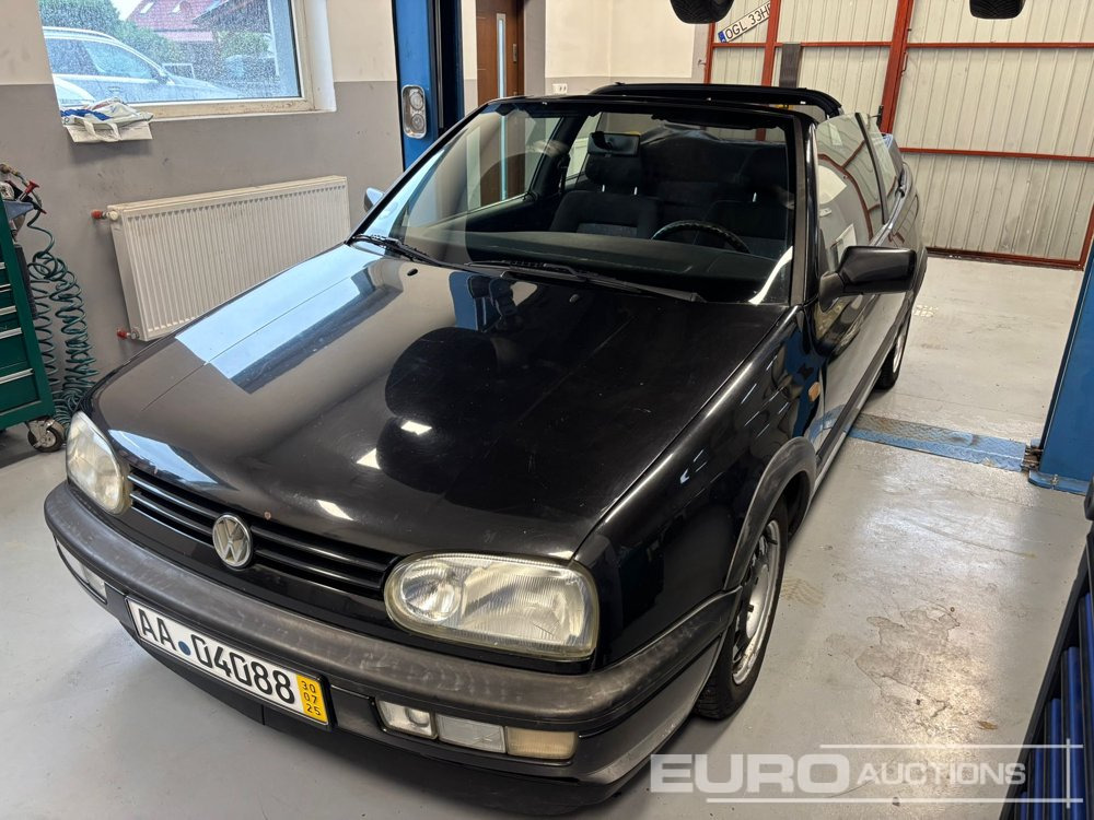 Volkswagen Golf - Легковий автомобіль: фото 1 Volkswagen Golf - Легковий автомобіль: фото 1