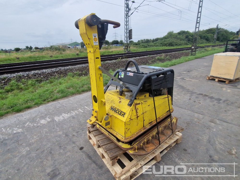 Wacker Neuson DPU 100-70 - Асфальтоукладальна машина: фото 1 Wacker Neuson DPU 100-70 - Асфальтоукладальна машина: фото 1