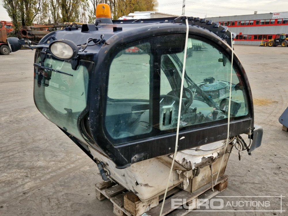 Cabin to suit Manitou MLT630 - Запчастини: фото 3 Cabin to suit Manitou MLT630 - Запчастини: фото 3