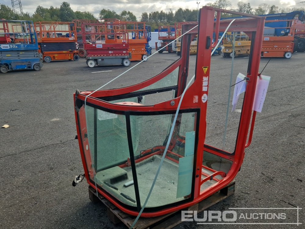 Cabin to suit Volvo ECR50D - Запчастини в категорії Екскаватори: фото 1 Cabin to suit Volvo ECR50D - Запчастини в категорії Екскаватори: фото 1