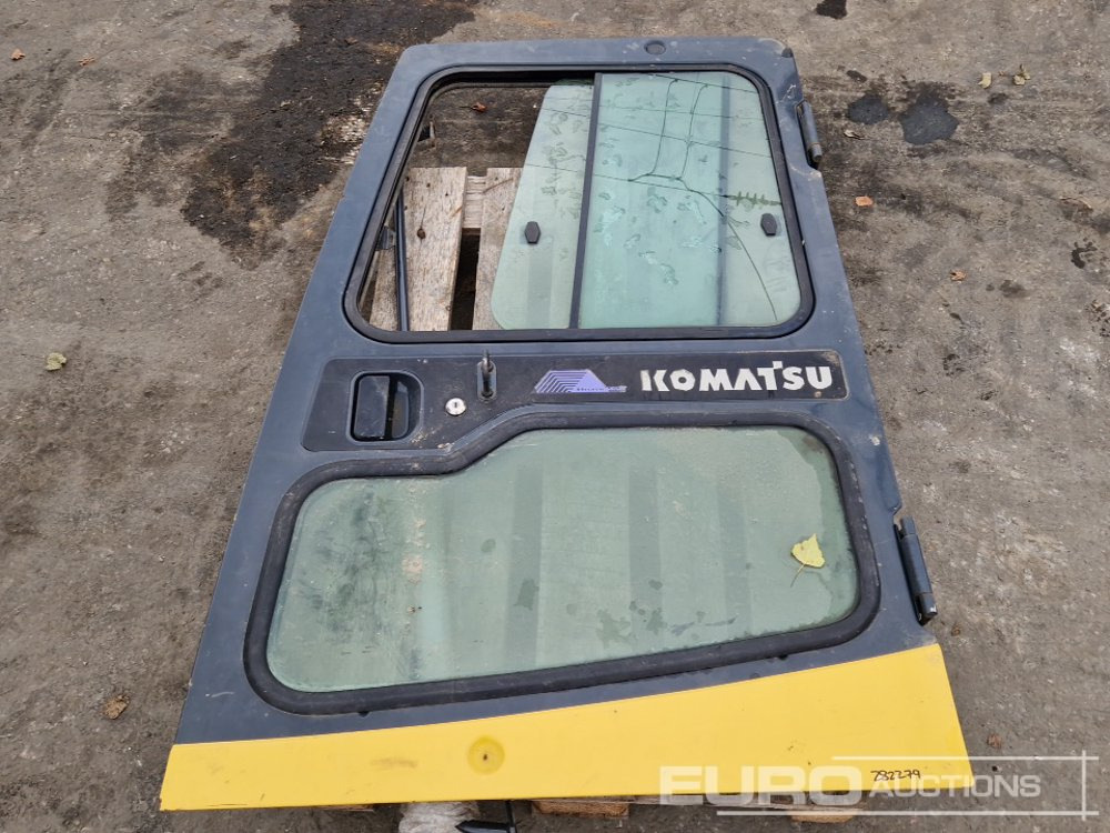 Komatsu Door to suit Wheeled Excavator PW170 - Запчастини: фото 1 Komatsu Door to suit Wheeled Excavator PW170 - Запчастини: фото 1