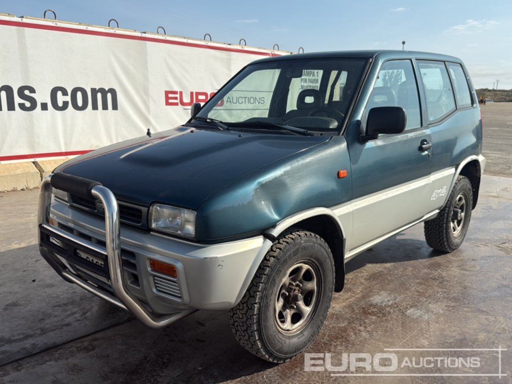 1995 Nissan Terrano II - Позашляховик: фото 1 1995 Nissan Terrano II - Позашляховик: фото 1