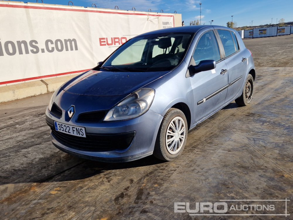 2007 Renault Clio - Легковий автомобіль: фото 1 2007 Renault Clio - Легковий автомобіль: фото 1