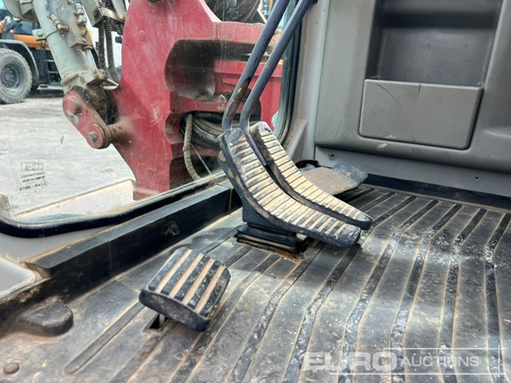 Гусеничний екскаватор 2011 Takeuchi TB1140: фото 11
