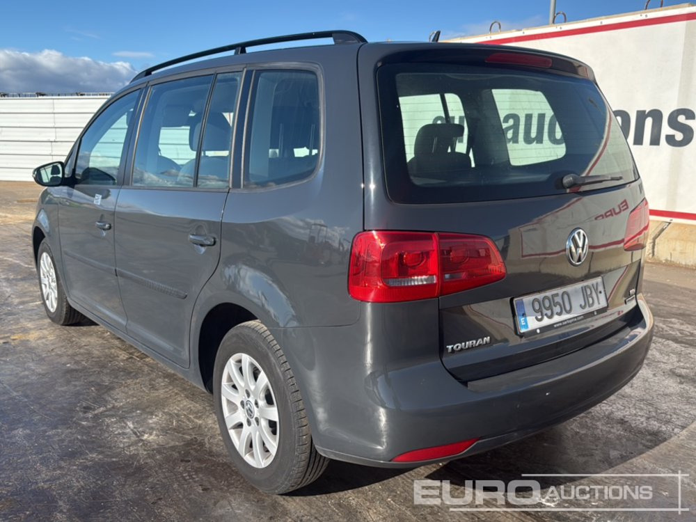 2015 Volkswagen Touran - Легковий автомобіль: фото 3 2015 Volkswagen Touran - Легковий автомобіль: фото 3