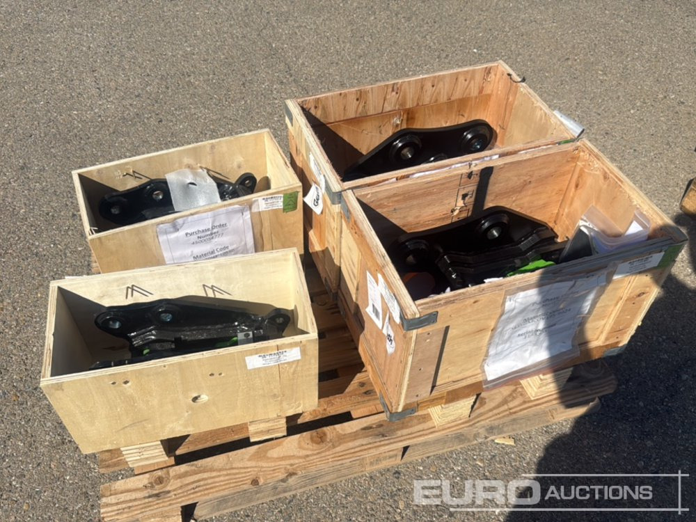 Geith Quick Coupler Q35GMC0V195-9924 to Suit Sundward SWE 40UB (S/Ns 1145303, 1145302 (2 of) QC25-30H1-10550 to Suit CASE CX14D (S/Ns 1173310, 1173318) (2 of) - Зчіпний пристрій: фото 2 Geith Quick Coupler Q35GMC0V195-9924 to Suit Sundward SWE 40UB (S/Ns 1145303, 1145302 (2 of) QC25-30H1-10550 to Suit CASE CX14D (S/Ns 1173310, 1173318) (2 of) - Зчіпний пристрій: фото 2