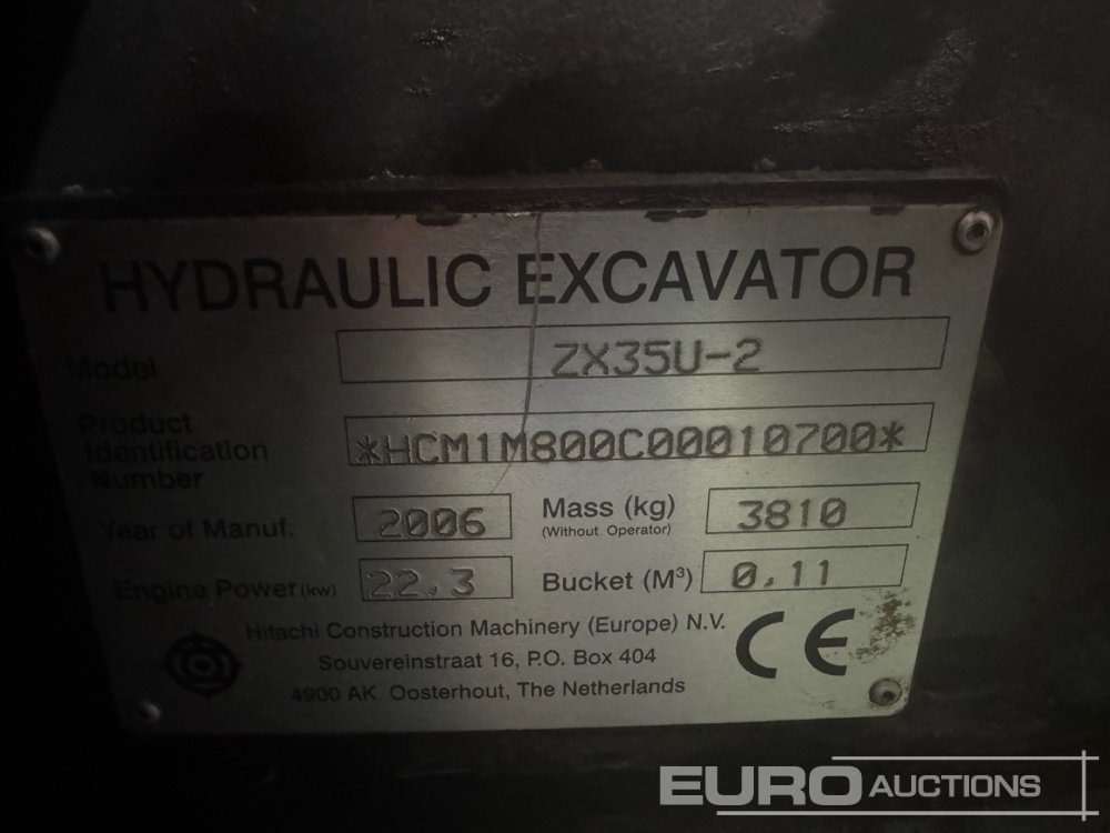 Hitachi ZX35U-2 - Міні-екскаватор: фото 1 Hitachi ZX35U-2 - Міні-екскаватор: фото 1