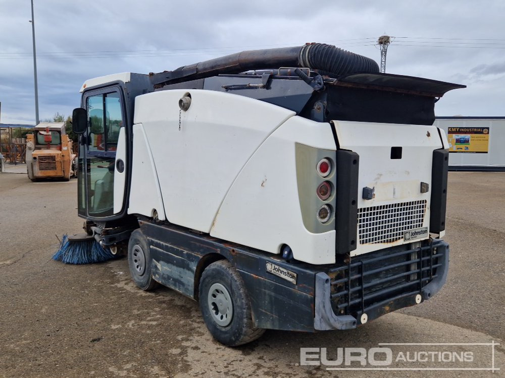 Johnston 142A 101T - Підмітально-прибиральна машина: фото 3 Johnston 142A 101T - Підмітально-прибиральна машина: фото 3