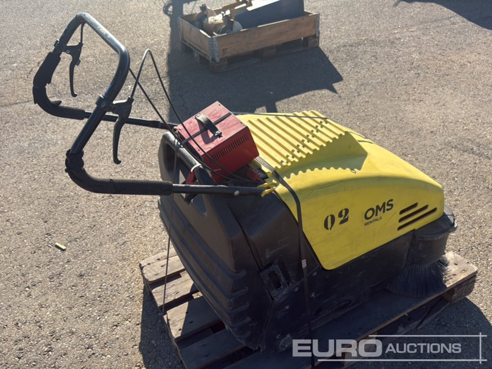 Karcher KSM750 - Будівельне обладнання: фото 4 Karcher KSM750 - Будівельне обладнання: фото 4