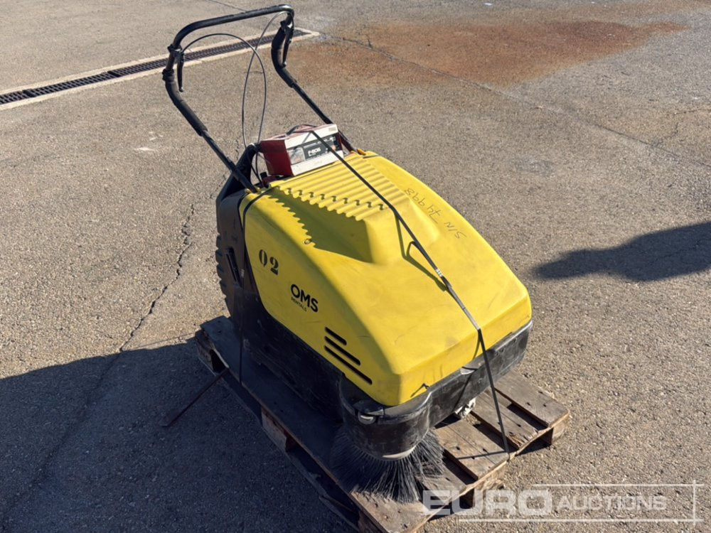 Karcher KSM750 - Будівельне обладнання: фото 1 Karcher KSM750 - Будівельне обладнання: фото 1
