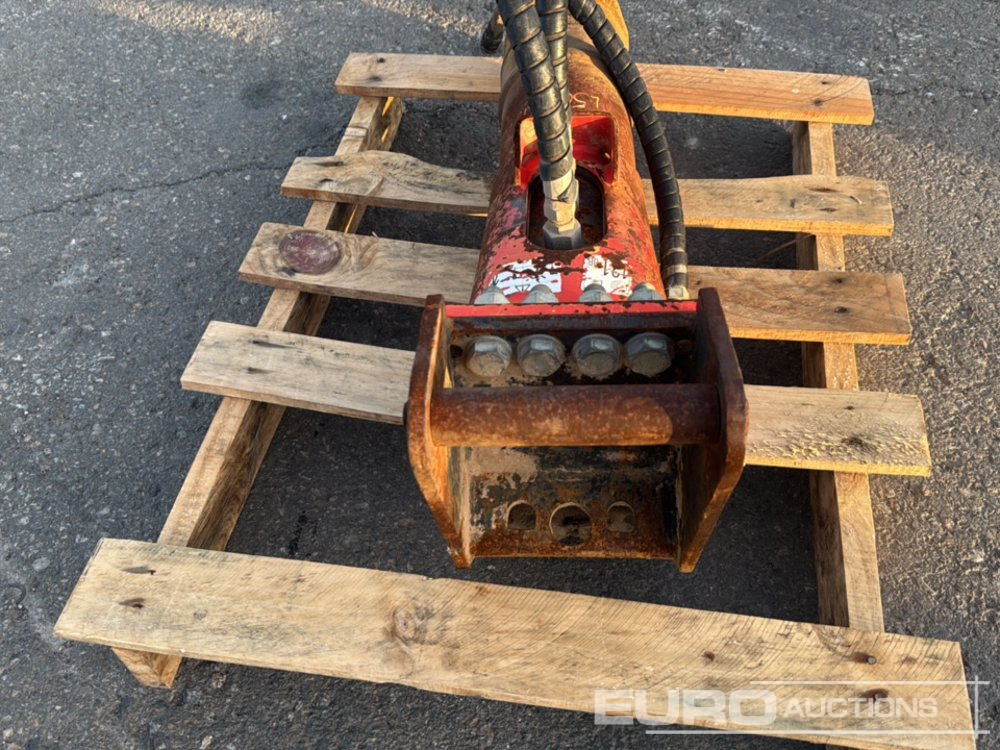 Montabert SC12 - Гідравлічний молот: фото 5 Montabert SC12 - Гідравлічний молот: фото 5